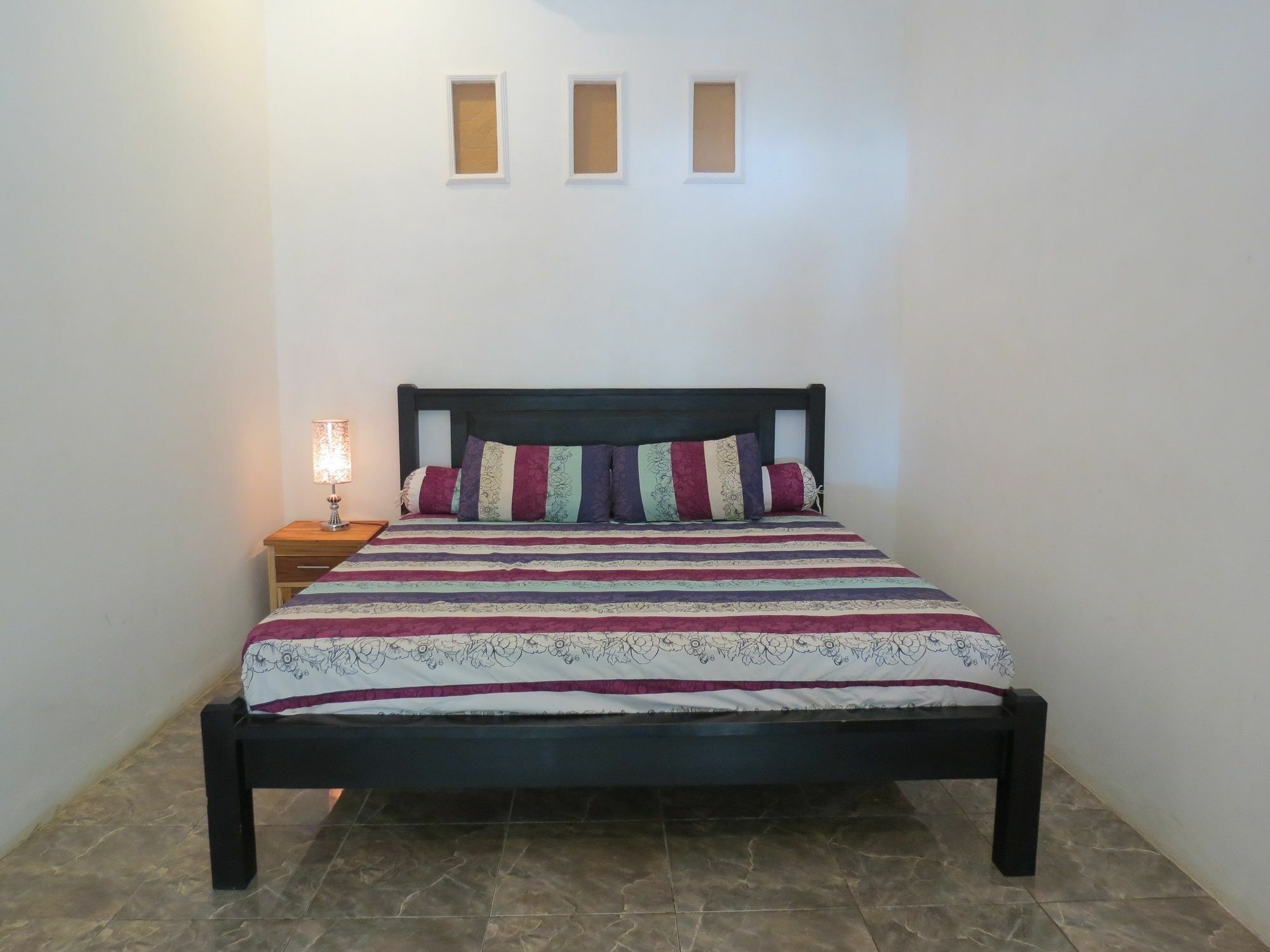Kuta Circle Homestay Экстерьер фото